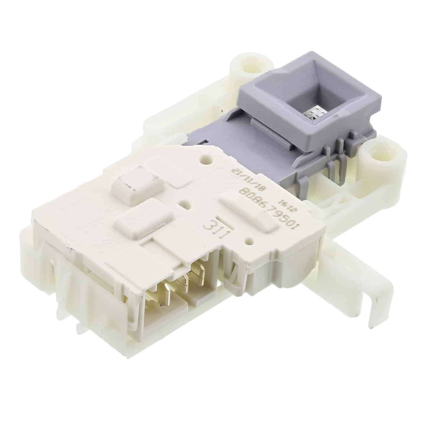 img_1920x_6716573cb2cfc3-16452463-26458833 (1)